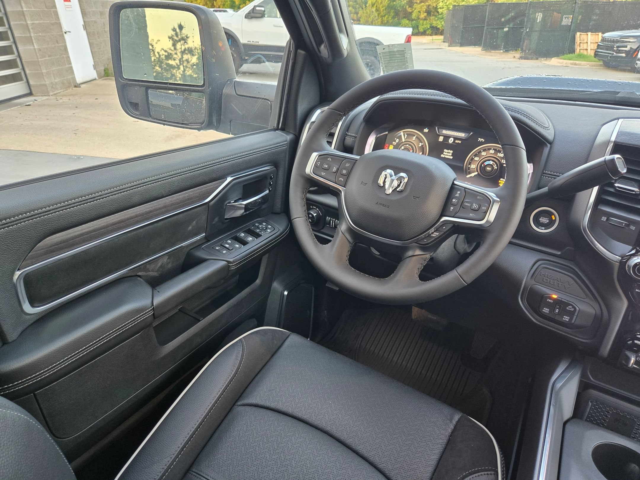 New 2026 RAM 2500 Laramie w/ Sport Appearance Package AWD/4WD image 9