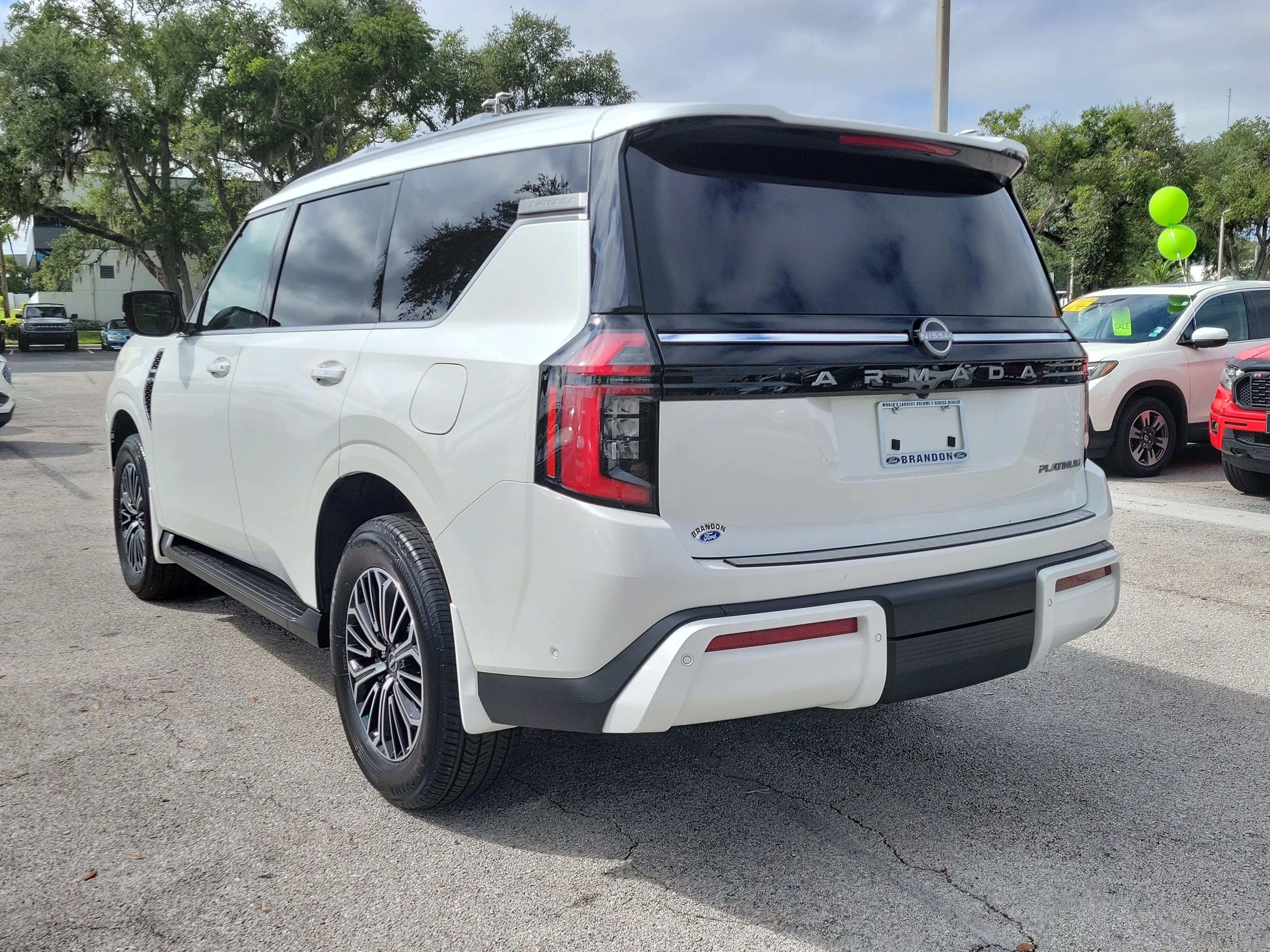 Used 2026 Nissan Armada Platinum w/ Convenience Package RWD image 7