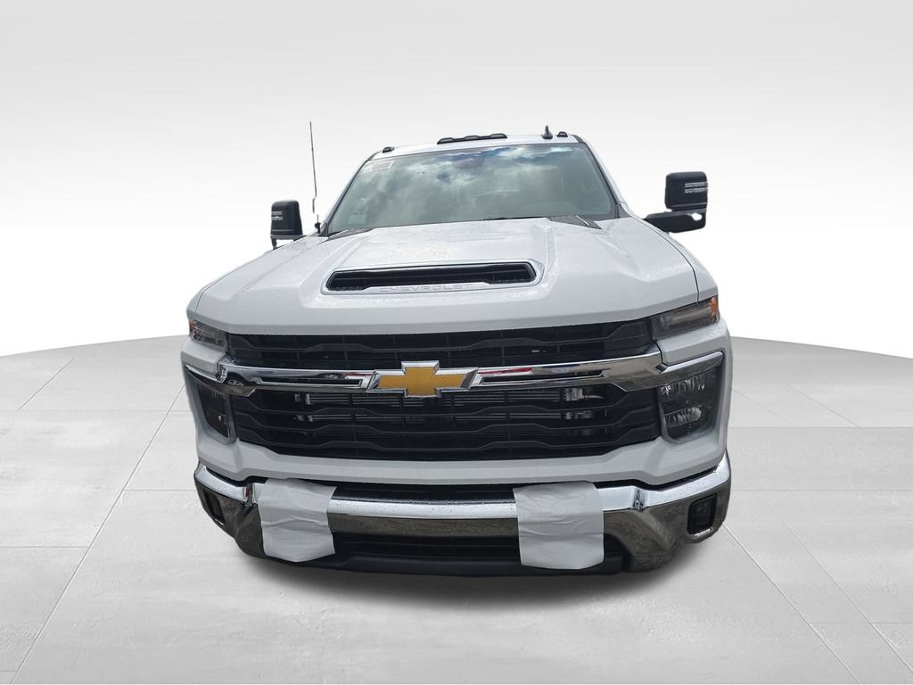 New 2026 Chevrolet Silverado 3500 LT w/ Convenience Package AWD/4WD image 2