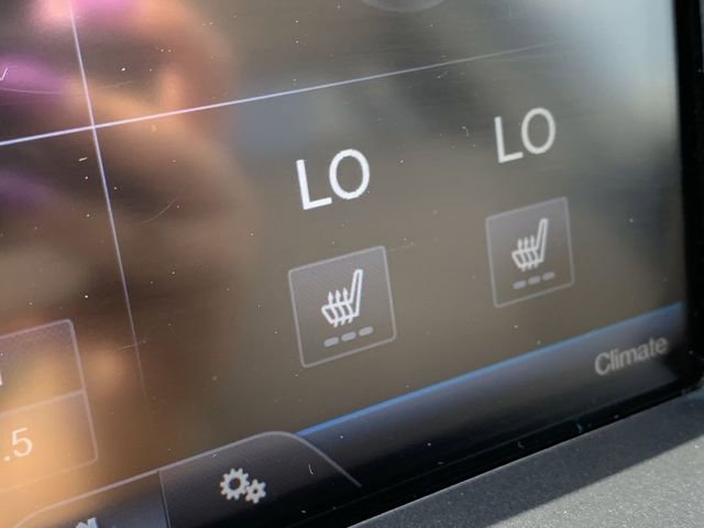 Used 2014 Ford Edge Limited image 27