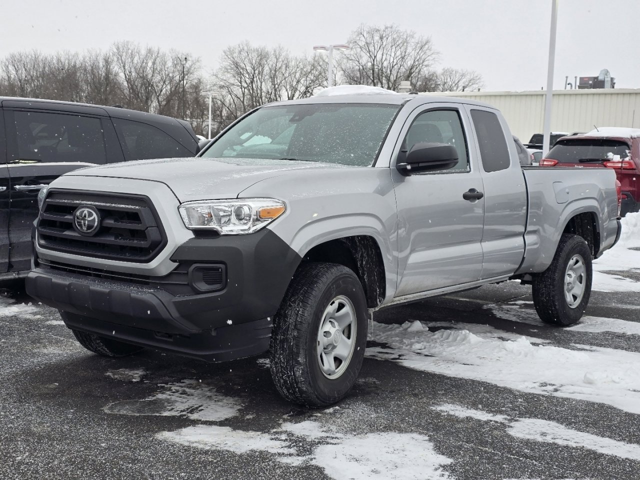 Used 2023 Toyota Tacoma SR image 3