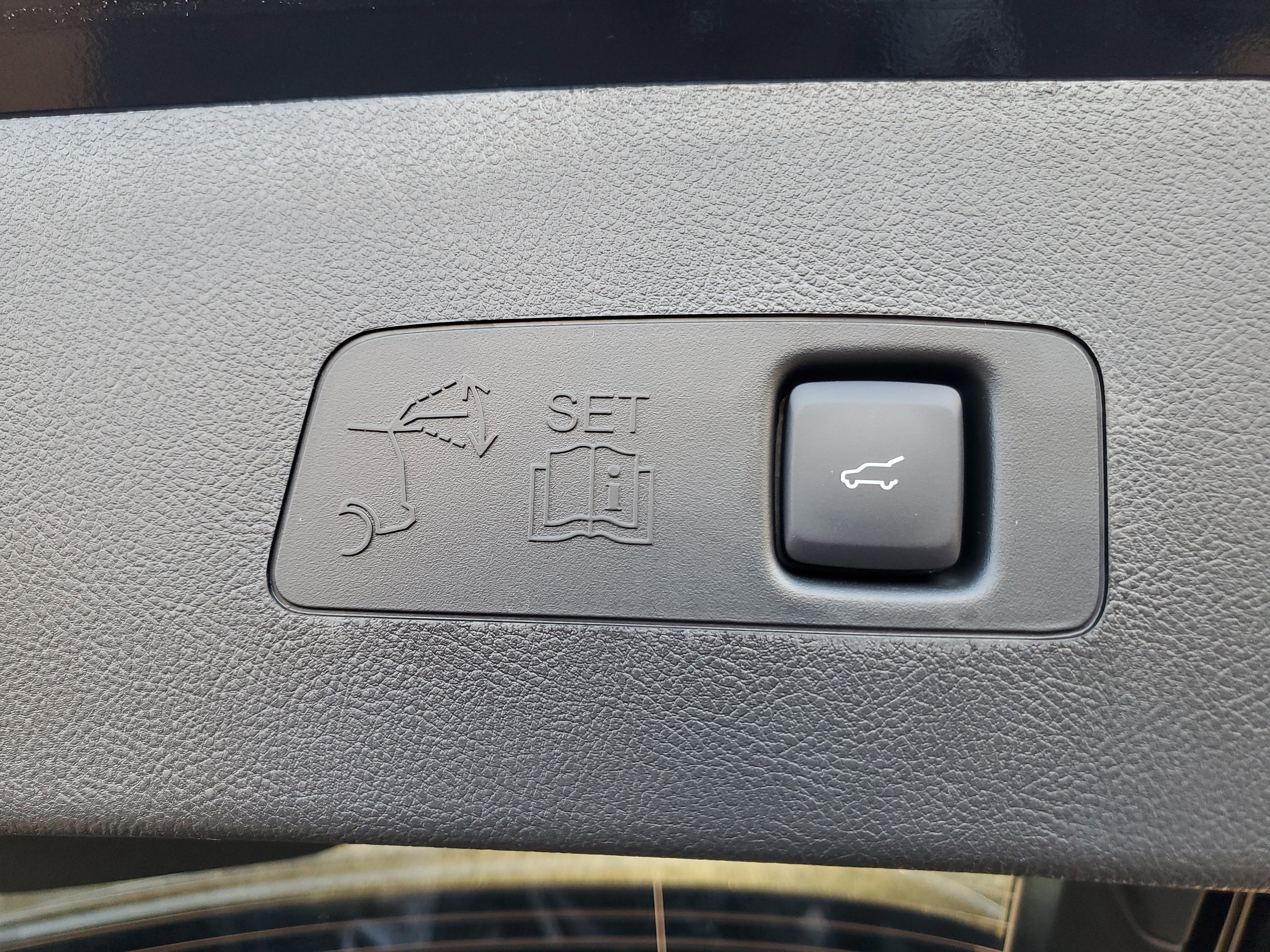 New 2026 Lincoln Corsair Premiere image 30