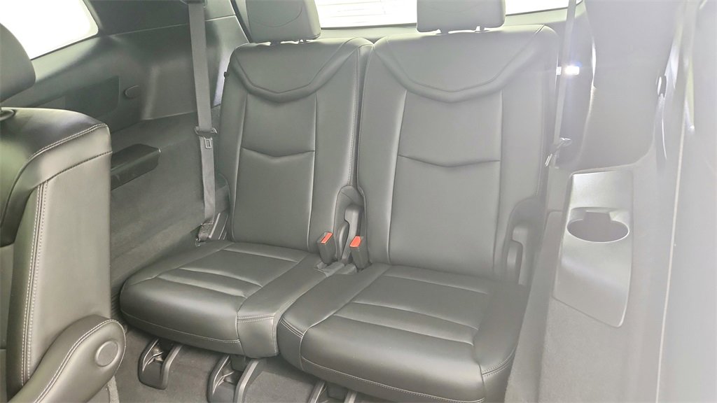 Used 2025 Cadillac XT6 Premium Luxury image 29