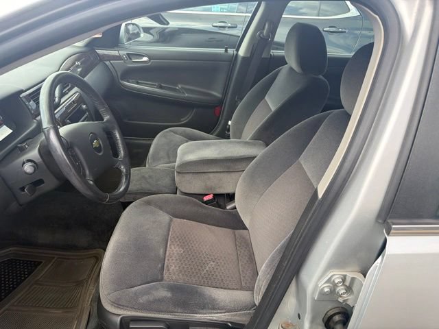 Used 2012 Chevrolet Impala LT FWD image 5