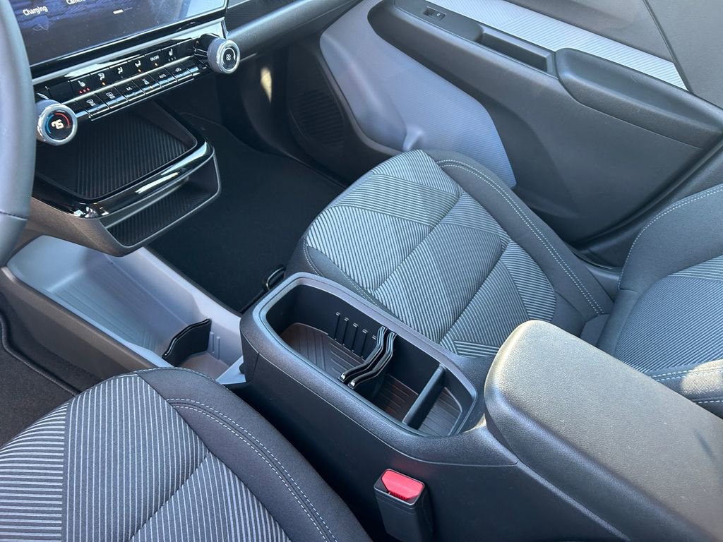 New 2027 Chevrolet Bolt LT w/ Comfort Package image 20