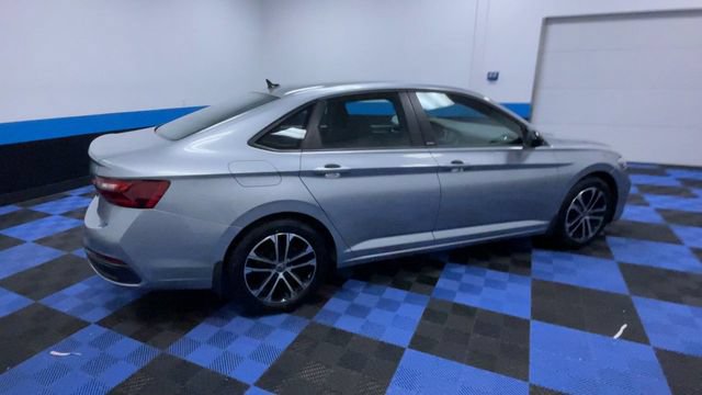 Used 2023 Volkswagen Jetta Sport FWD image 8