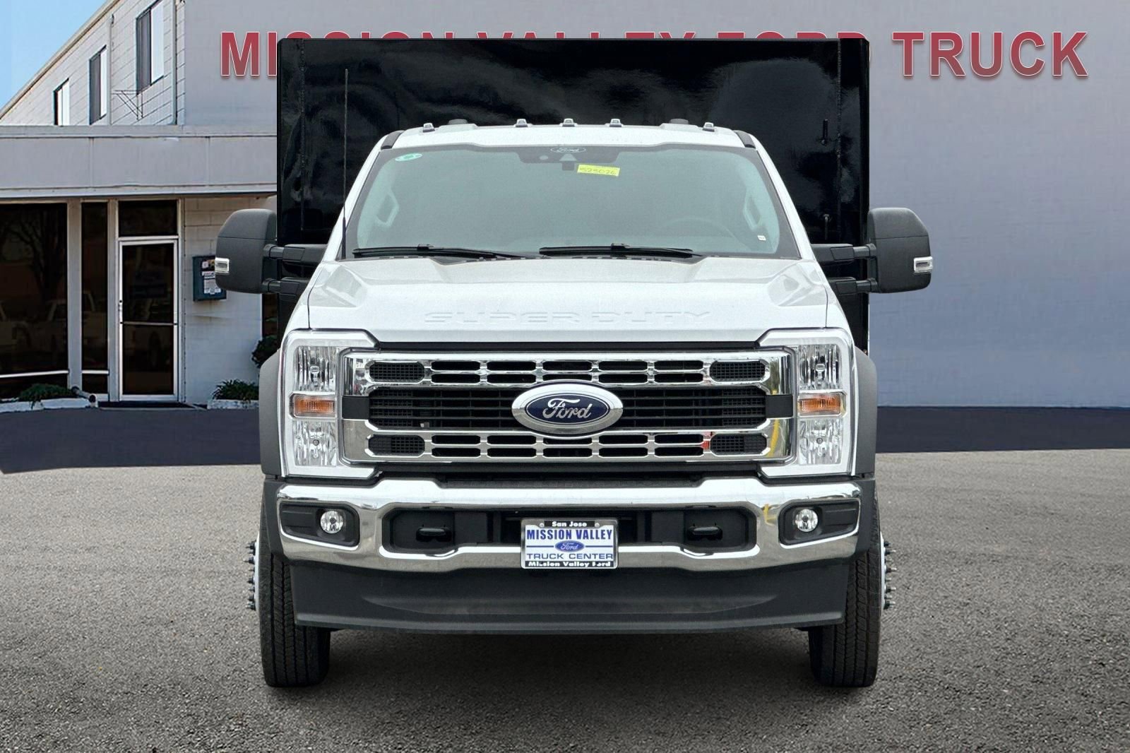 New 2025 Ford F550 2WD Regular Cab Super Duty image 9