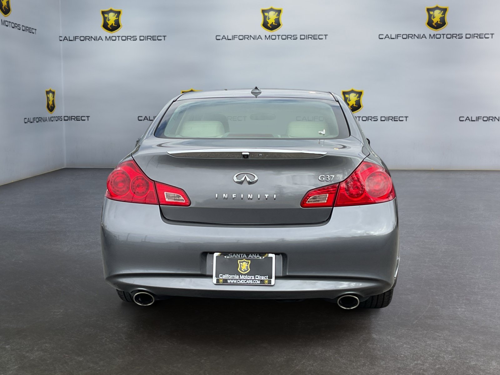 Used 2013 INFINITI G37 Journey RWD image 6