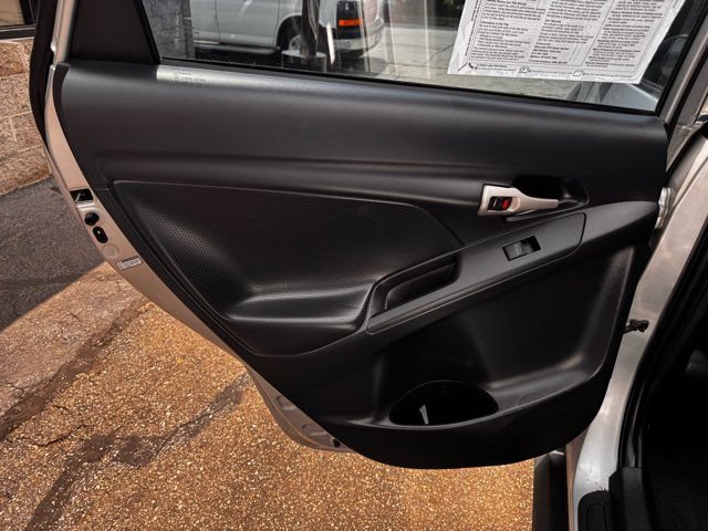 Used 2009 Pontiac Vibe w/ Preferred Package FWD image 15