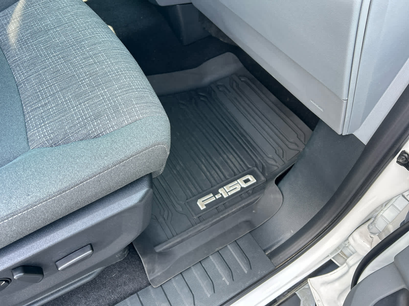 Used 2023 Ford F150 XLT w/ Equipment Group 302A High AWD/4WD image 16