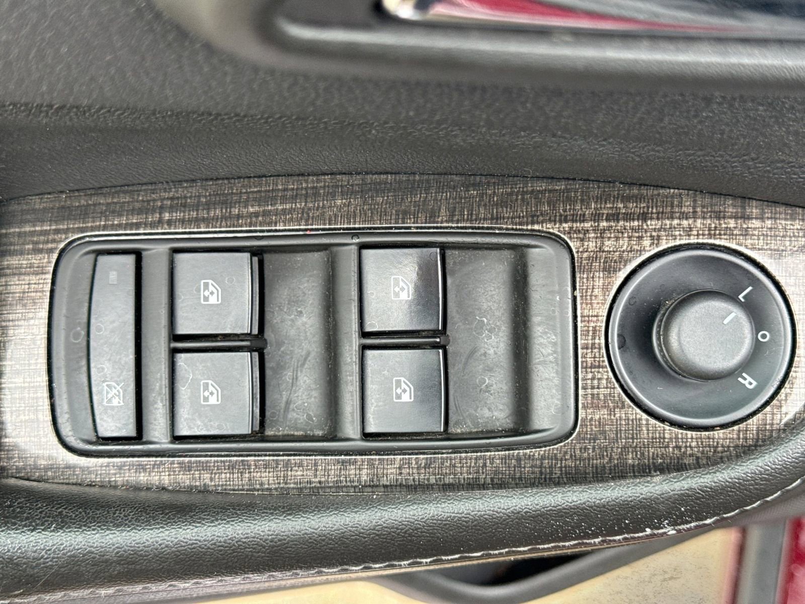 Used 2015 Chevrolet Malibu LT w/ Leather Package FWD image 17