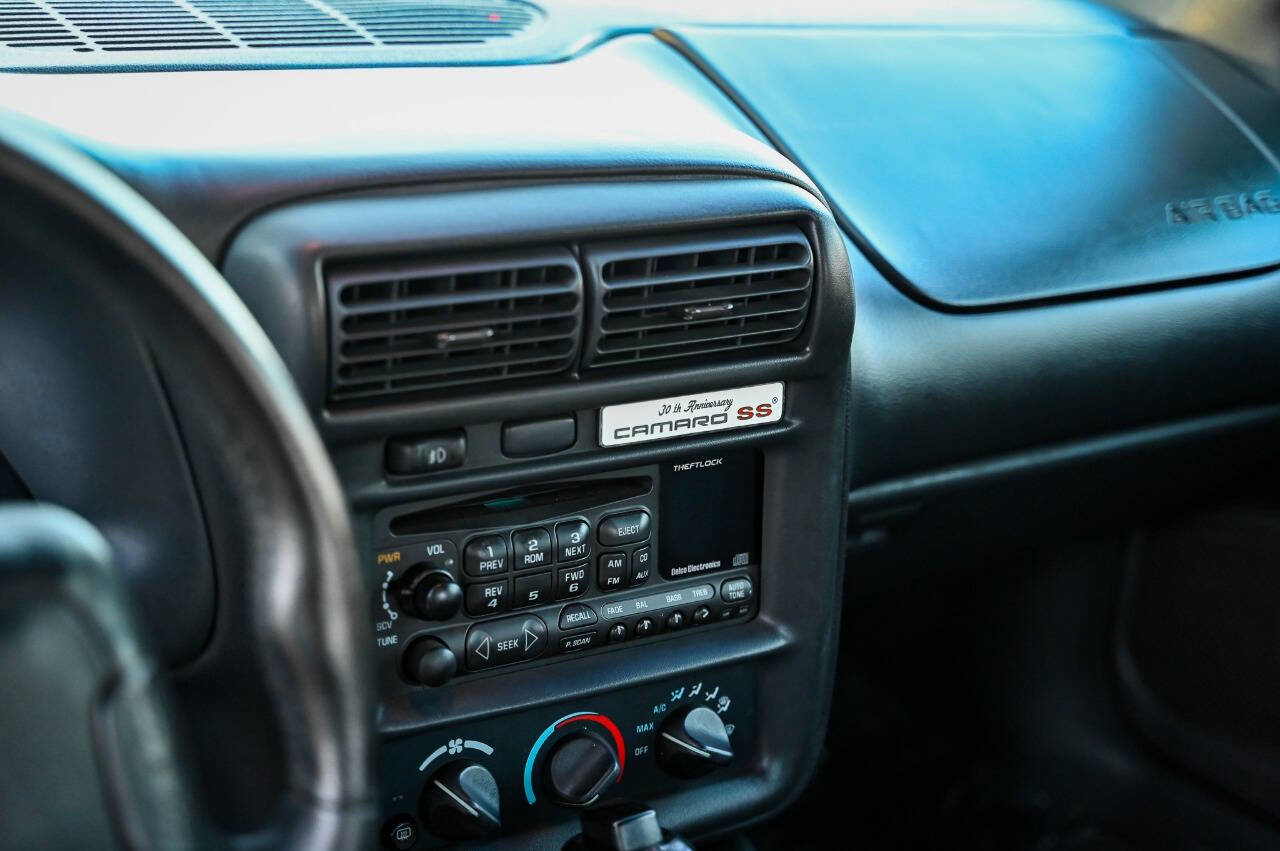 Used 1997 Chevrolet Camaro Z28 image 90