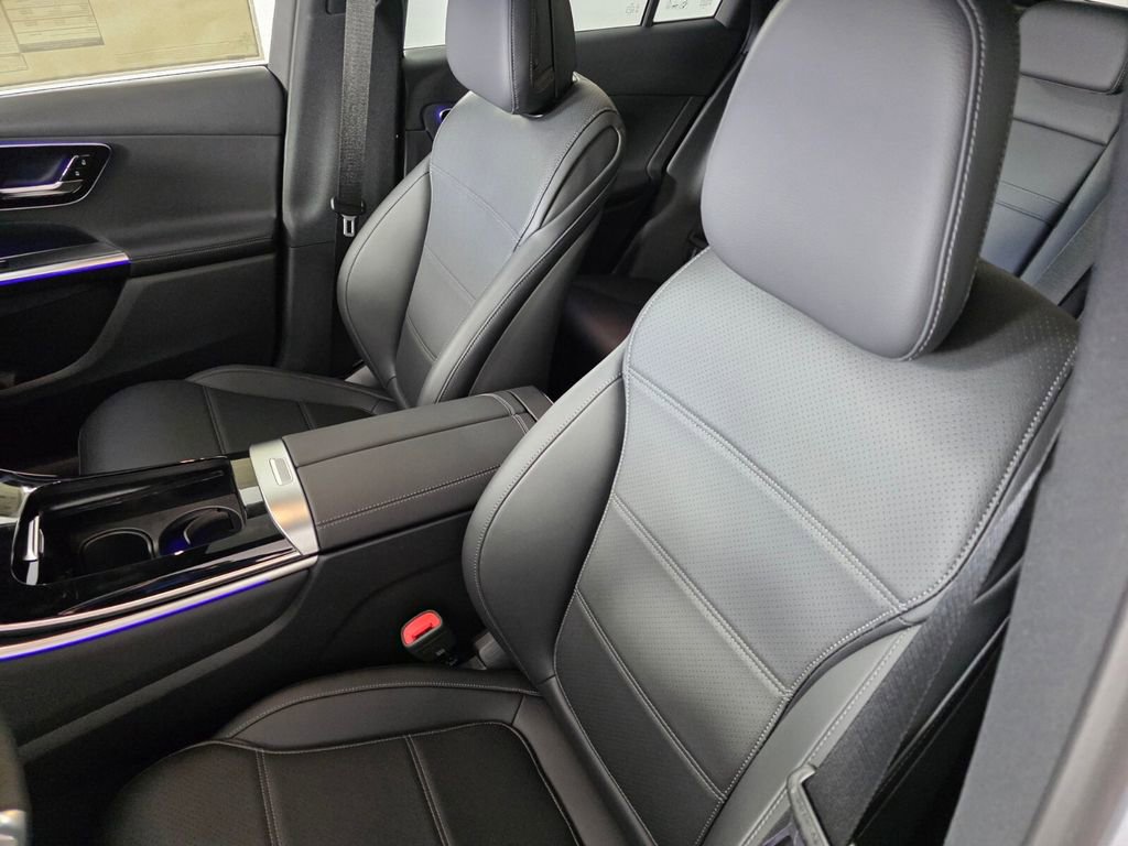 New 2026 Mercedes-Benz GLC 300 image 9