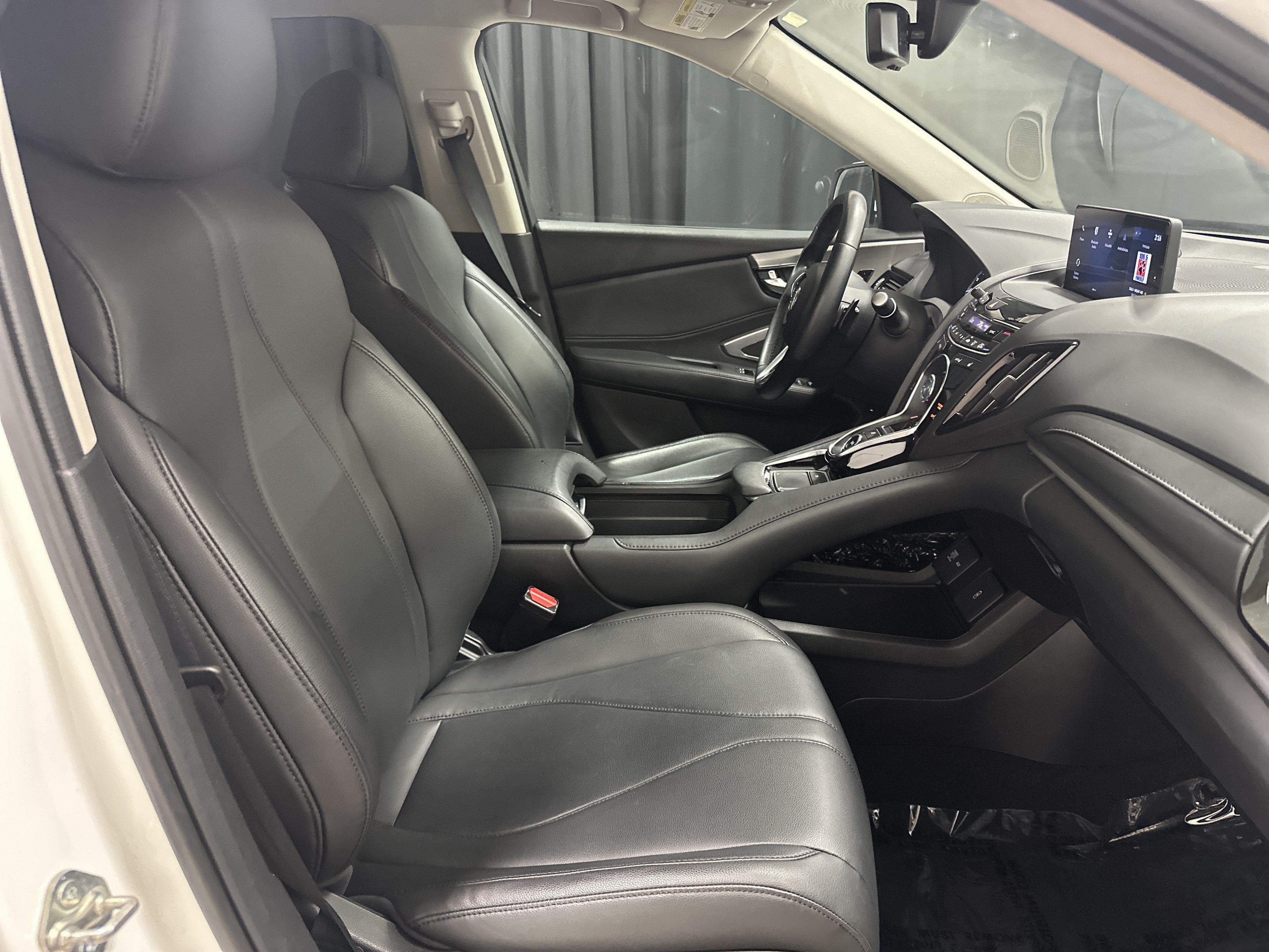 Used 2020 Acura RDX SH-AWD image 33