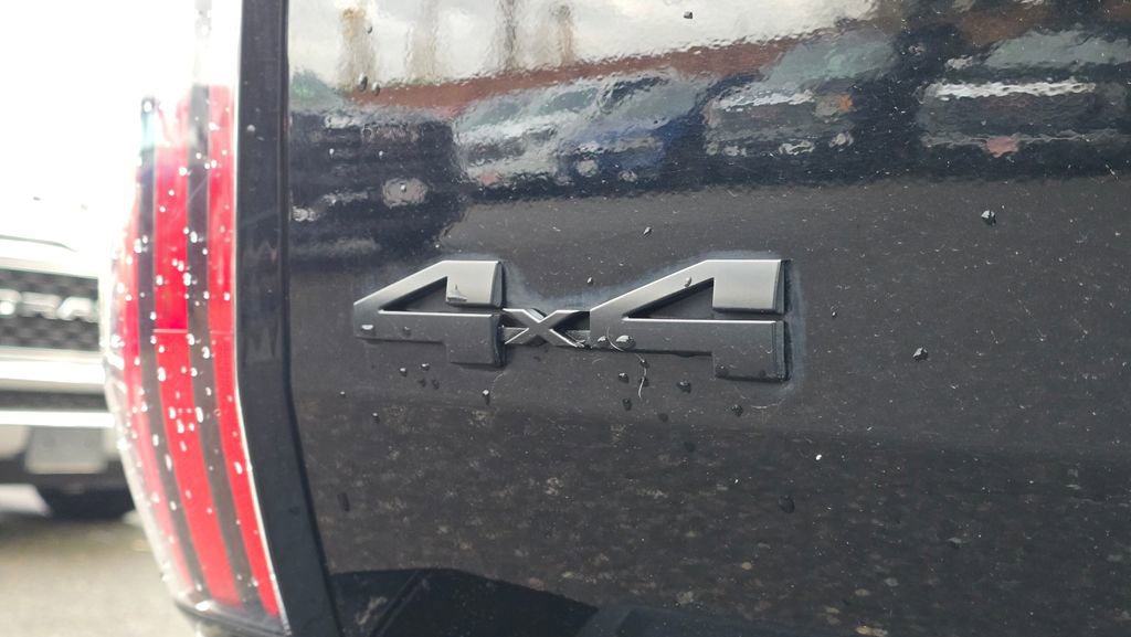 Used 2022 Toyota Tundra Platinum image 16