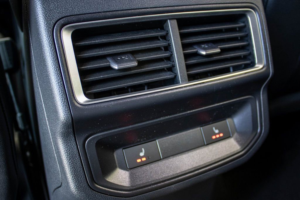 New 2025 Volkswagen Atlas Cross Sport SEL R-Line AWD/4WD image 51