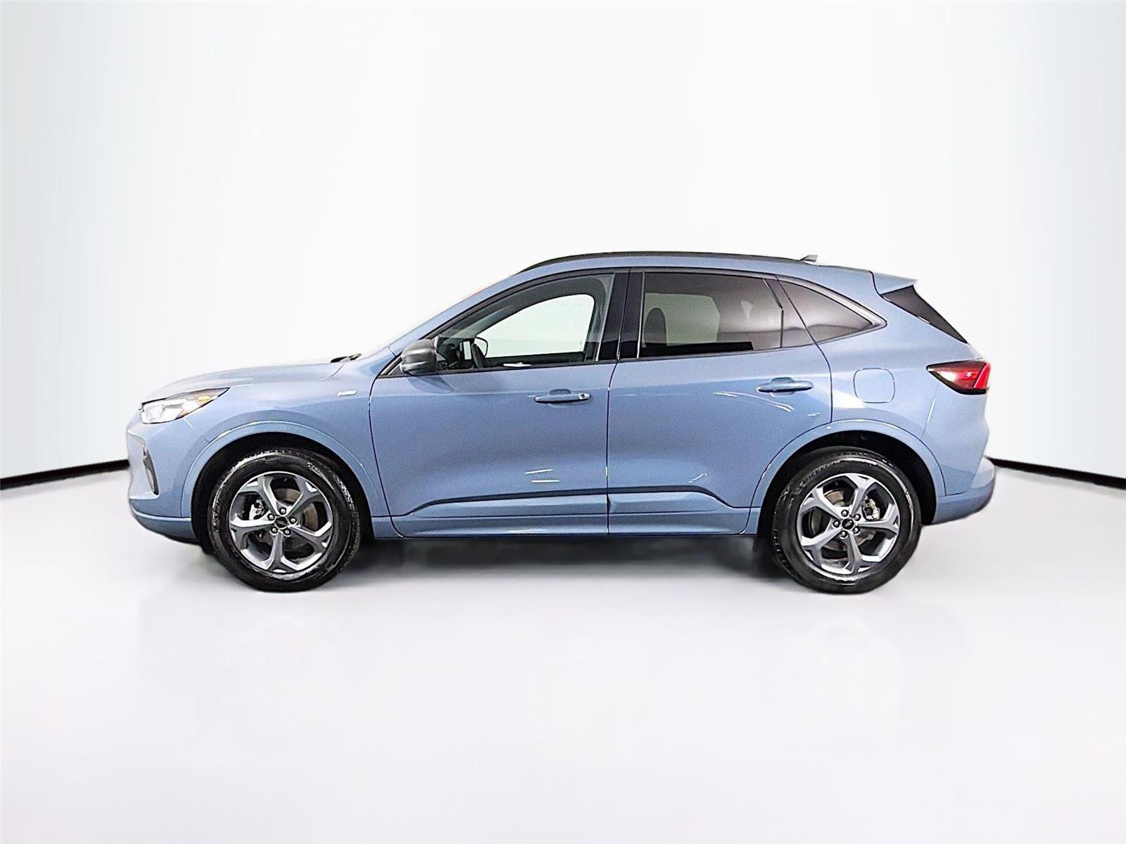 Used 2024 Ford Escape ST-Line w/ Tech Pack #1 image 4