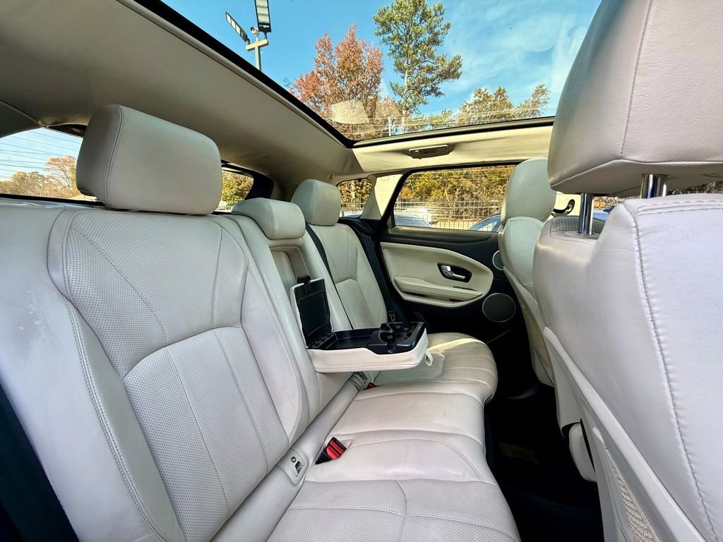 Used 2016 Land Rover Range Rover Evoque HSE image 28