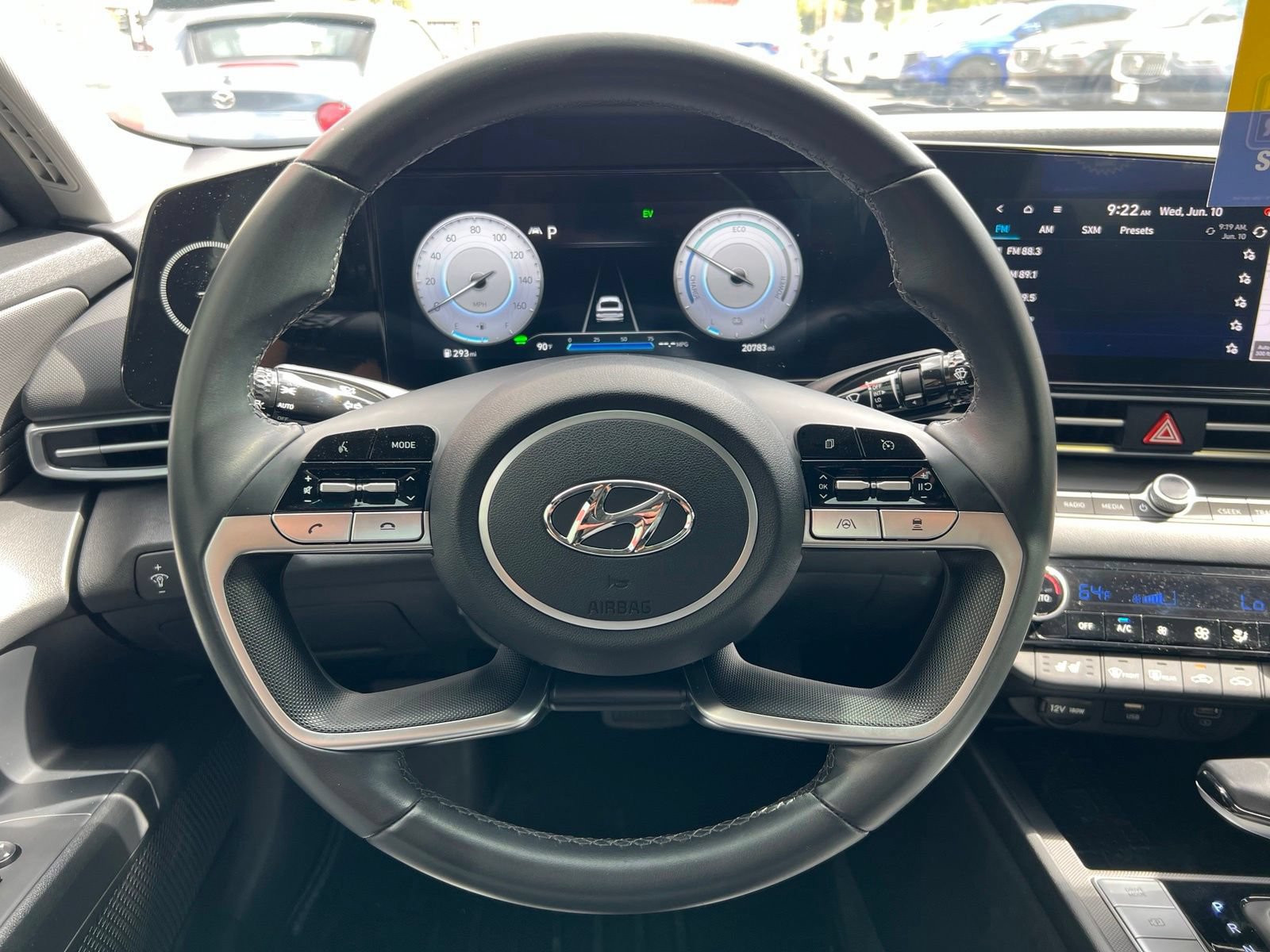 Used 2023 Hyundai Elantra Limited FWD image 29