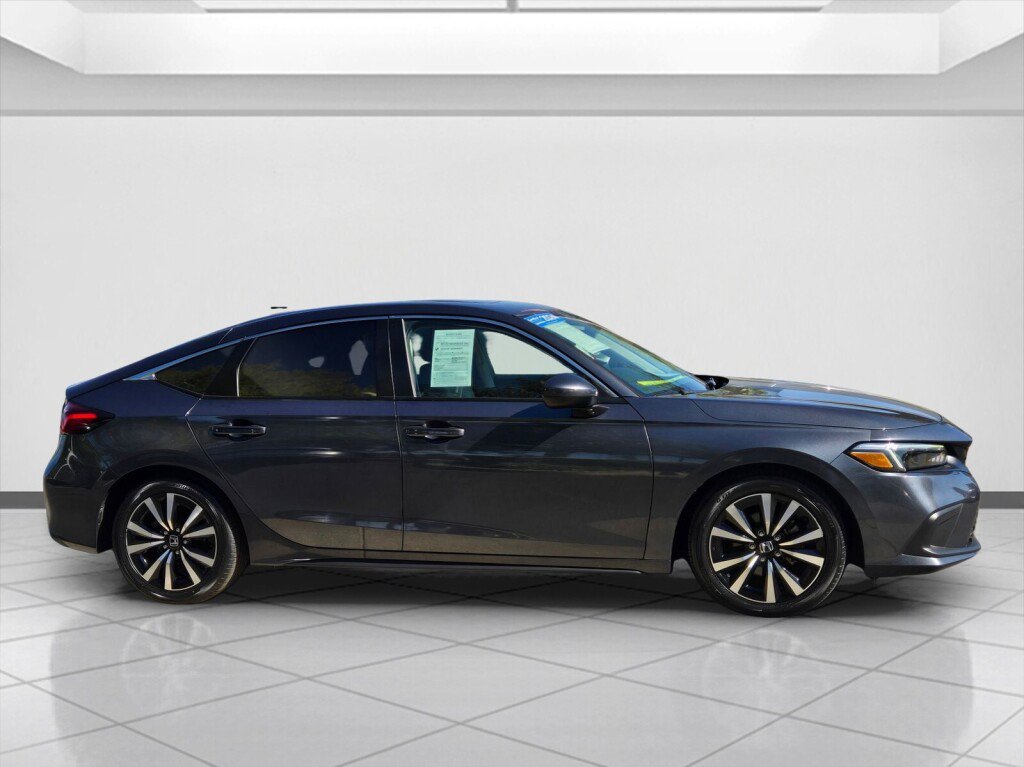 Certified 2024 Honda Civic EX-L image 4