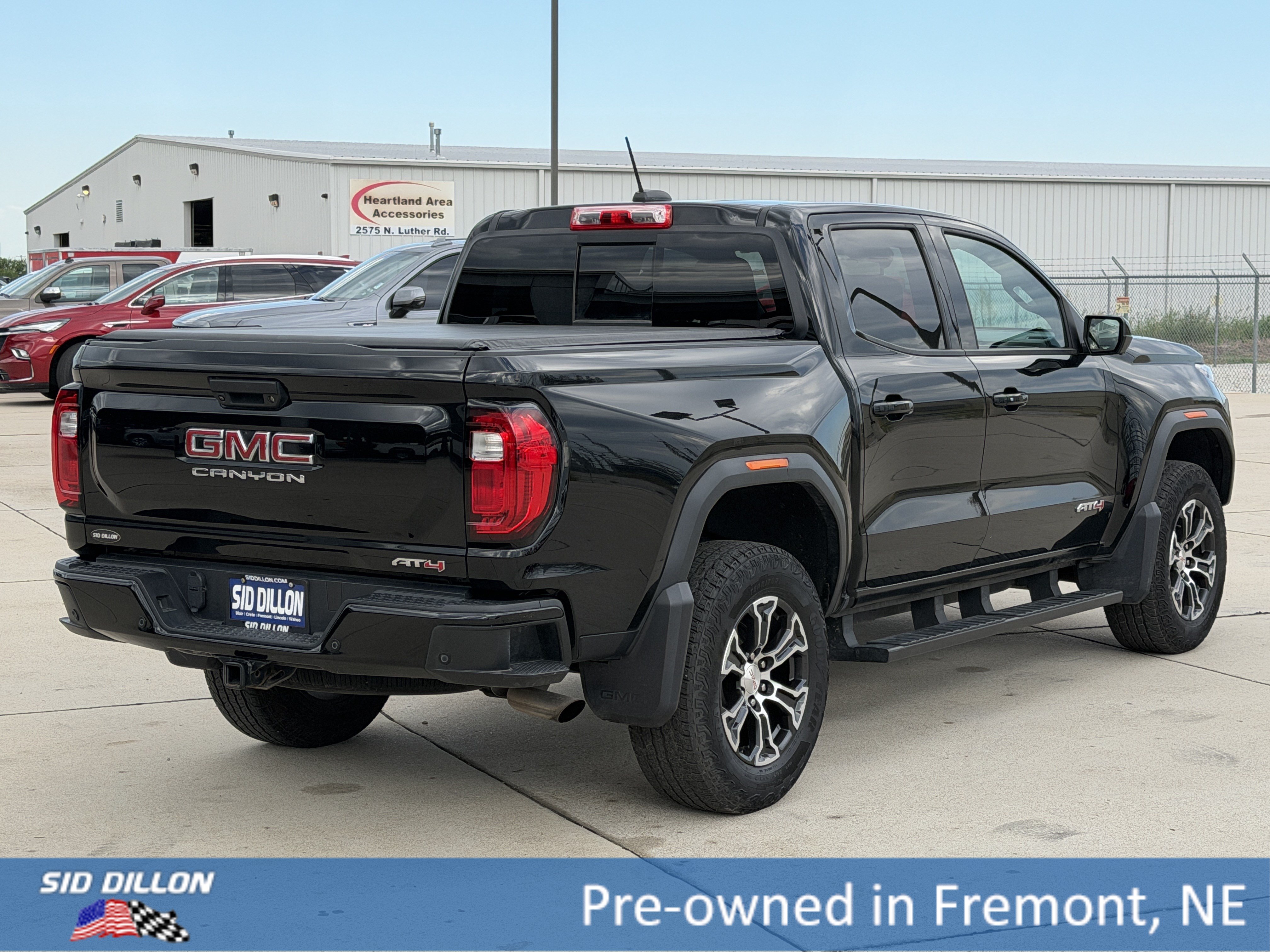 Certified 2023 GMC Canyon AT4 w/ AT4 Premium Package AWD/4WD image 4