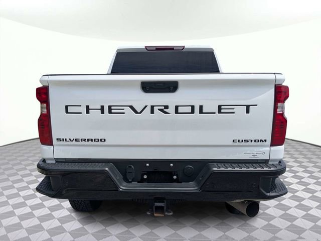 Used 2025 Chevrolet Silverado 2500 Custom w/ Custom Value Package AWD/4WD image 5