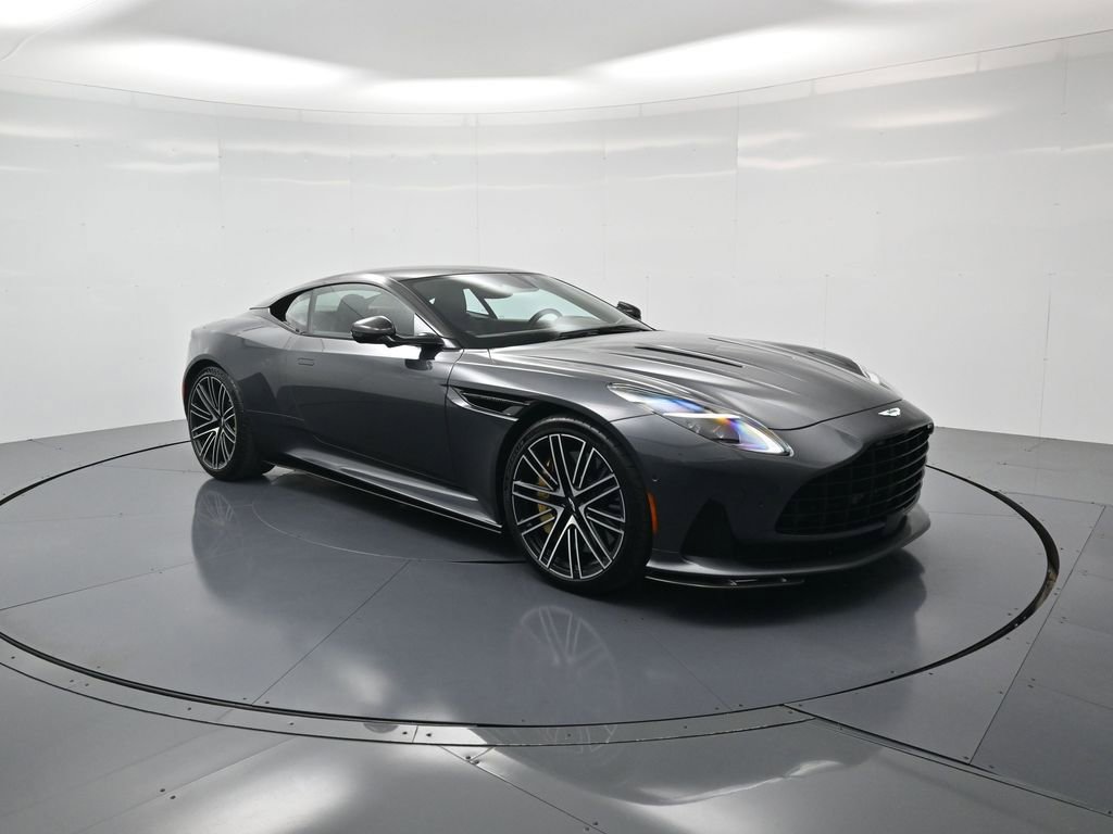 Used 2024 Aston Martin DB12 Coupe RWD image 32