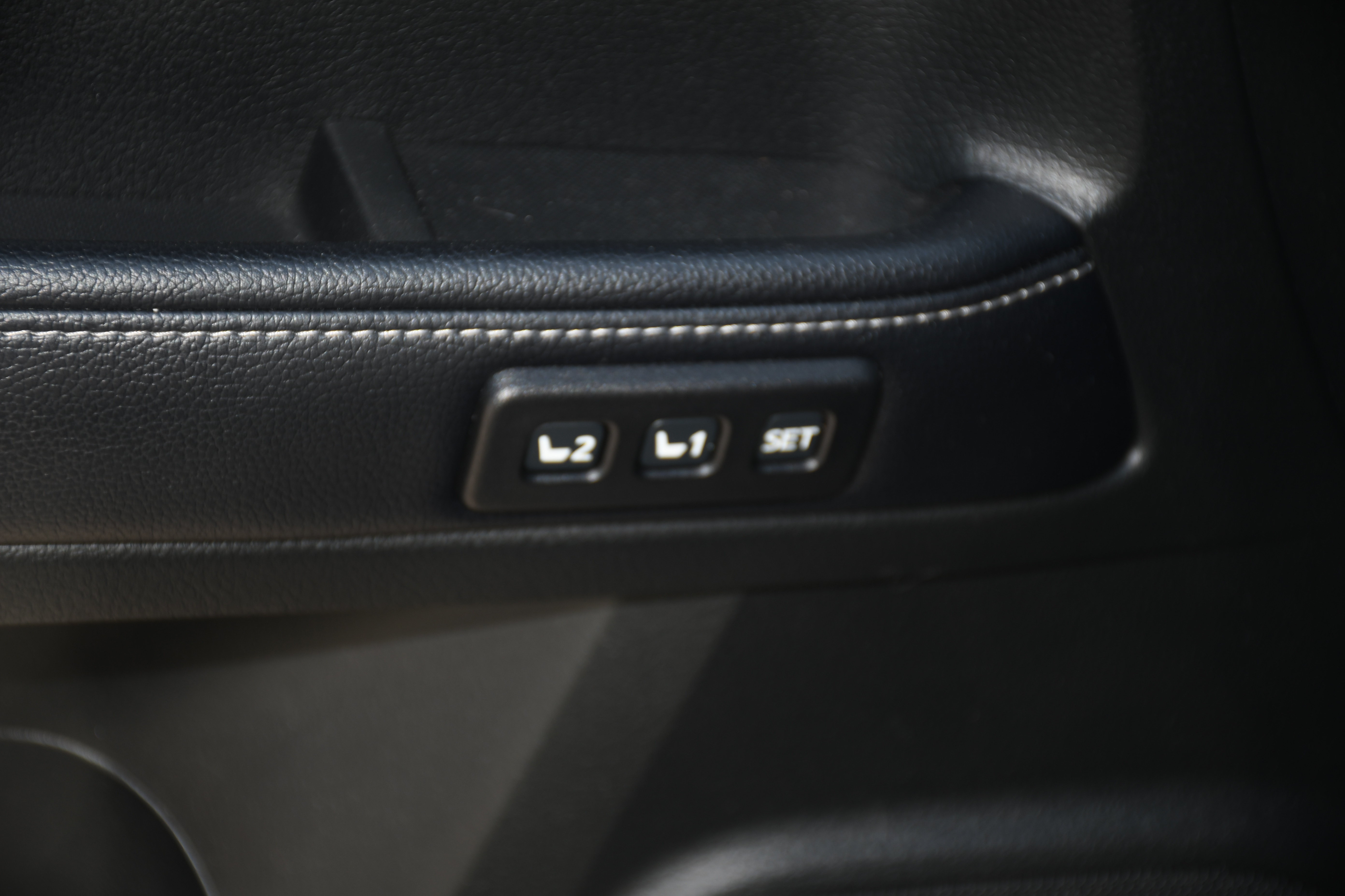 Used 2019 Toyota 4Runner Limited RWD image 12