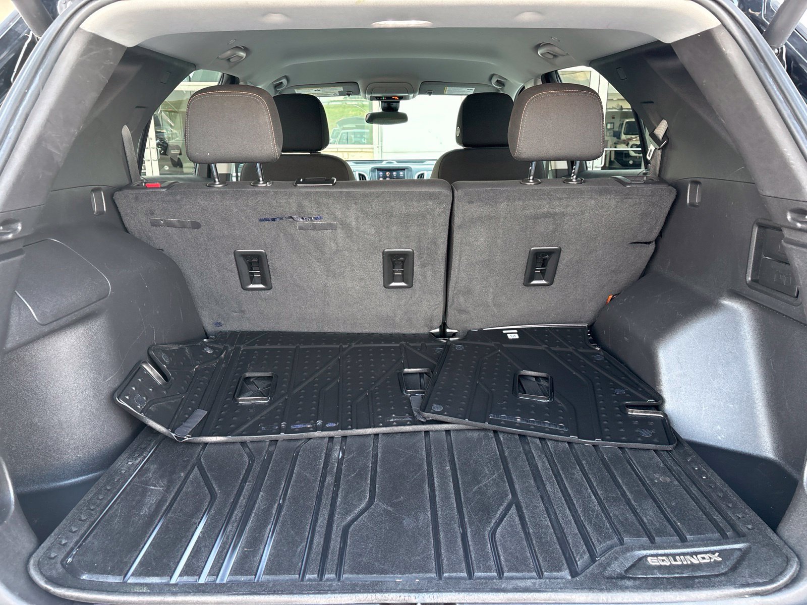 Used 2023 Chevrolet Equinox LT FWD image 16