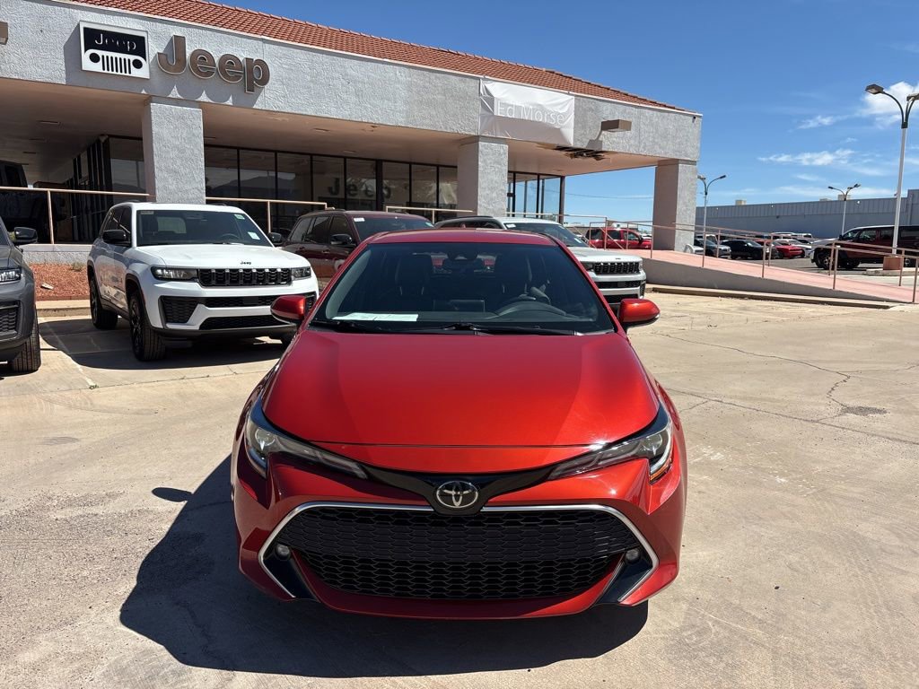Used 2019 Toyota Corolla XSE FWD image 2