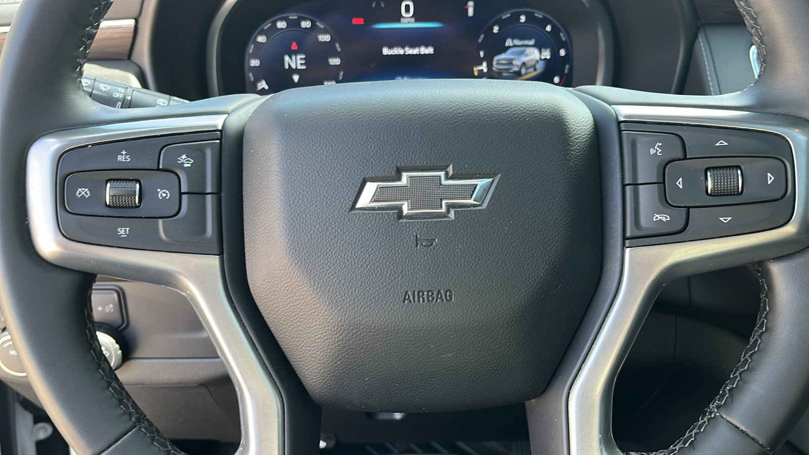 Used 2024 Chevrolet Tahoe Z71 AWD/4WD image 15