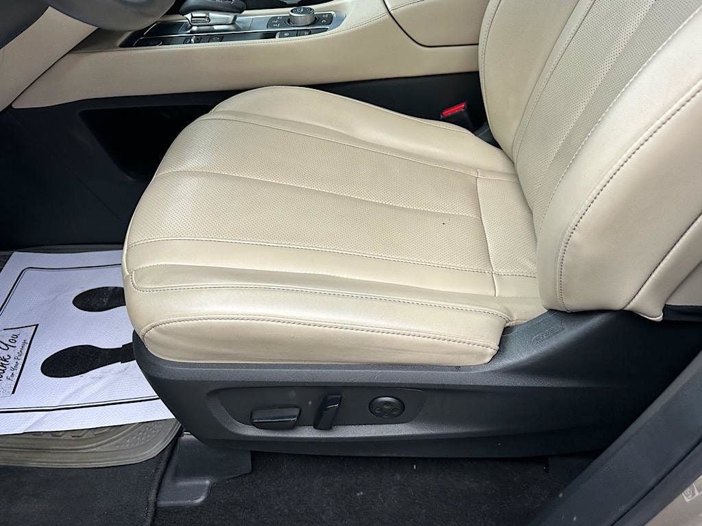 Used 2023 INFINITI QX60 Luxe w/ Cargo Package AWD/4WD image 12