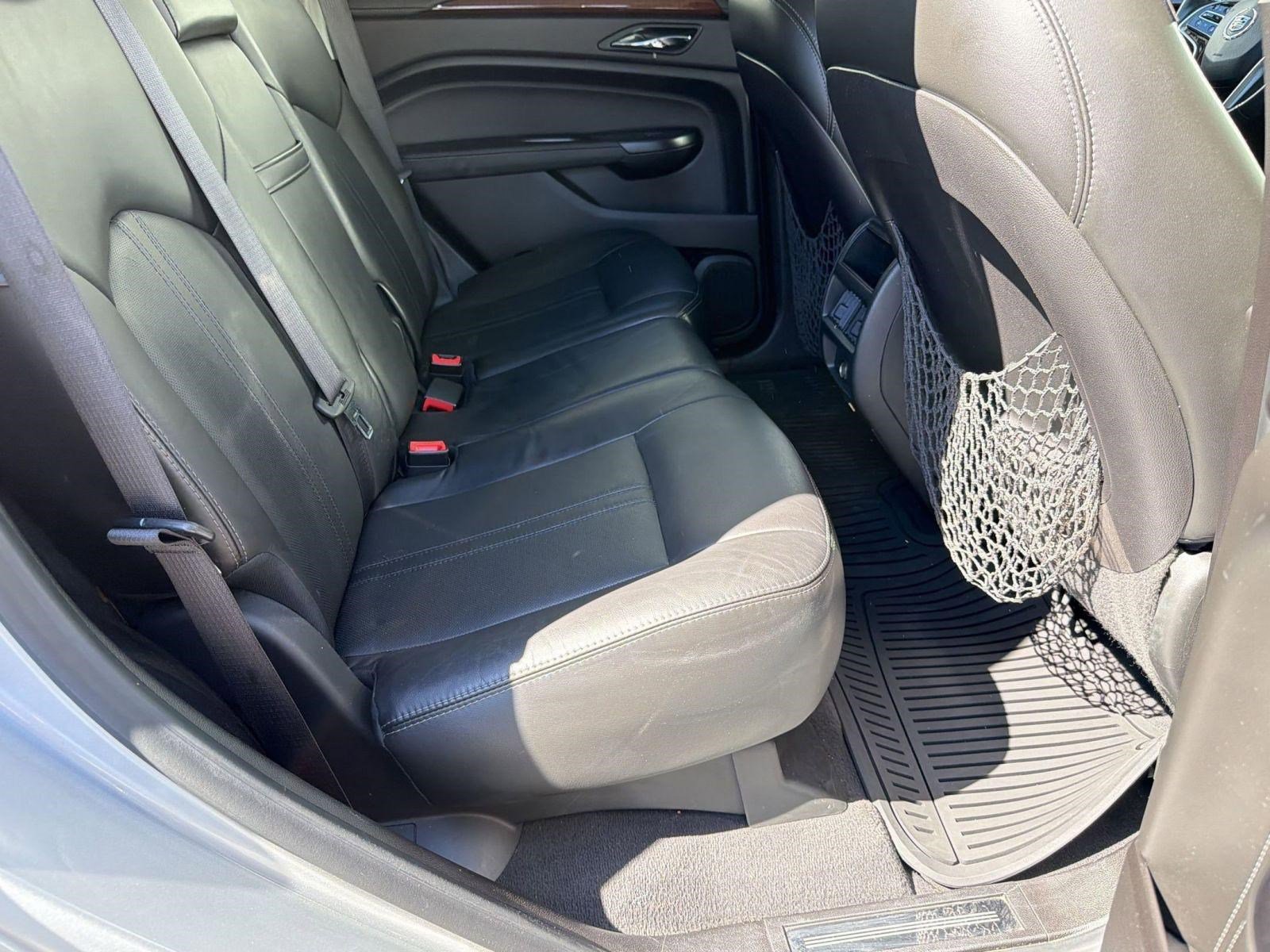 Used 2016 Cadillac SRX Luxury w/ Driver Awareness Package image 27