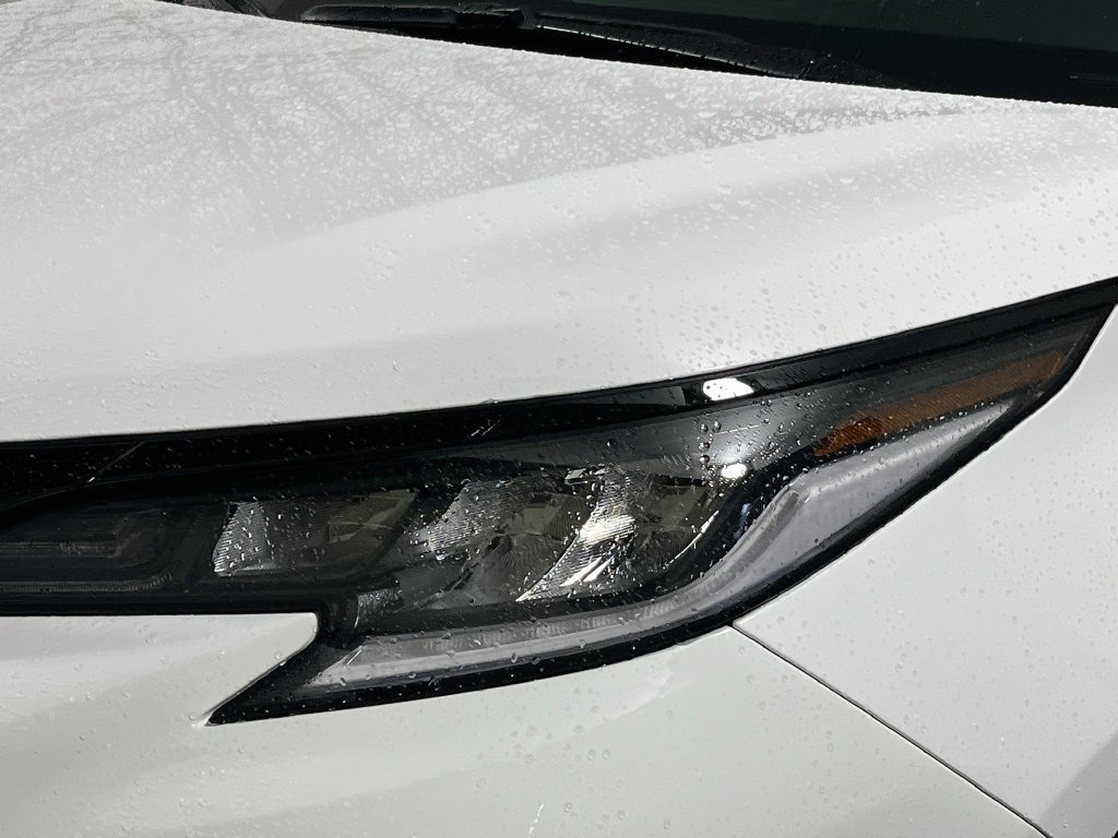New 2026 Toyota Sienna XSE FWD image 9