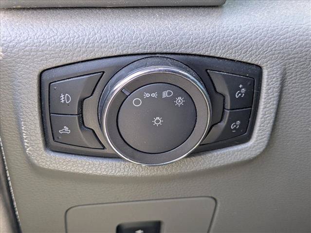 Used 2015 Ford F150 Lariat w/ Equipment Group 502A Luxury AWD/4WD image 18