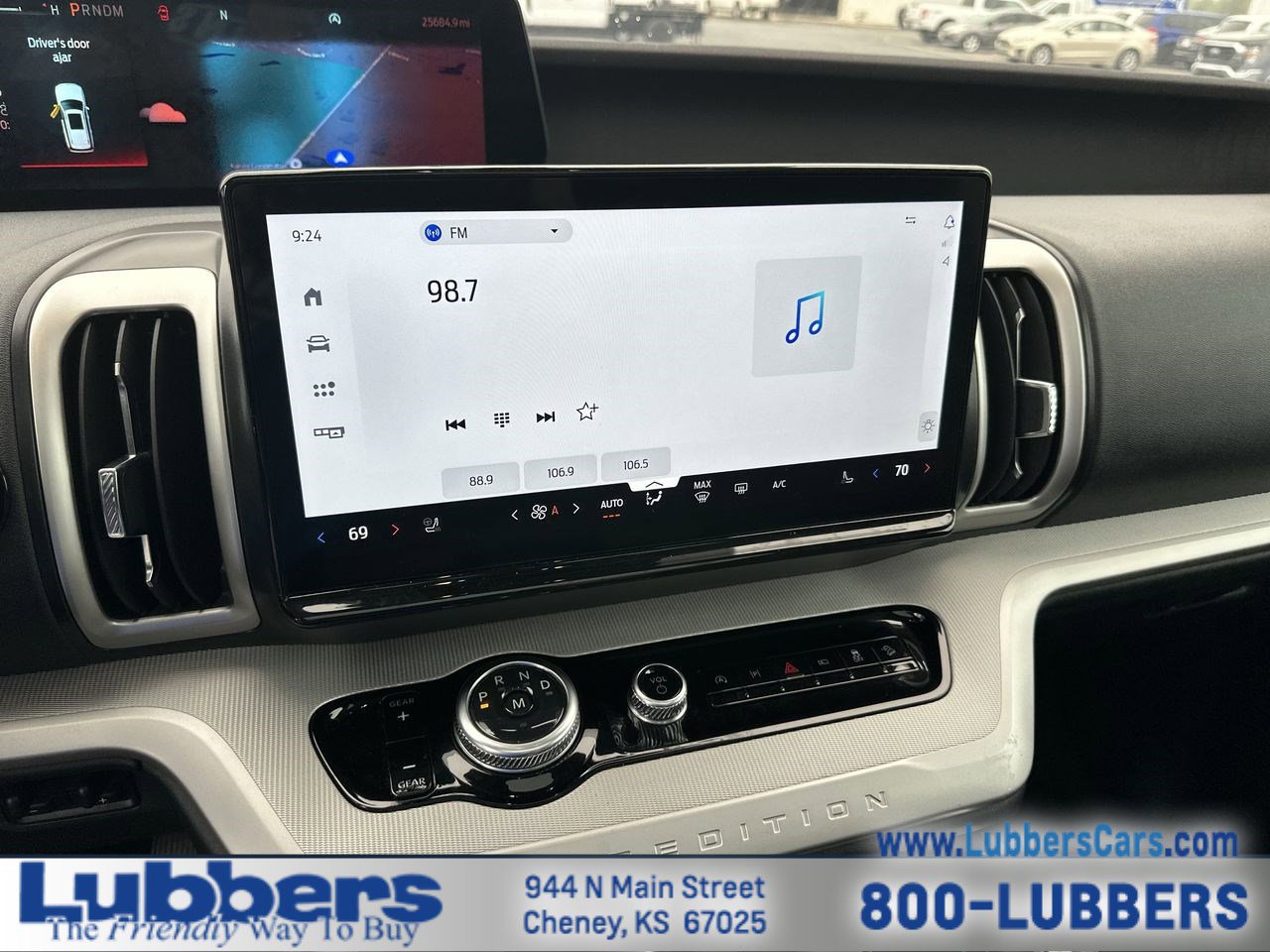 Used 2025 Ford Expedition Max Active AWD/4WD image 16