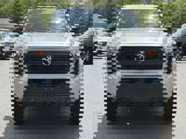 Used 2024 Toyota Tacoma SR image 8