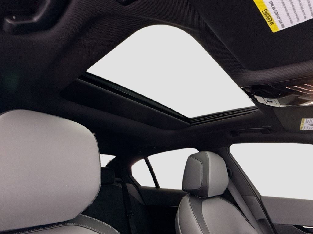 Certified 2026 BMW i5 eDrive40 w/ M Sport Package image 17