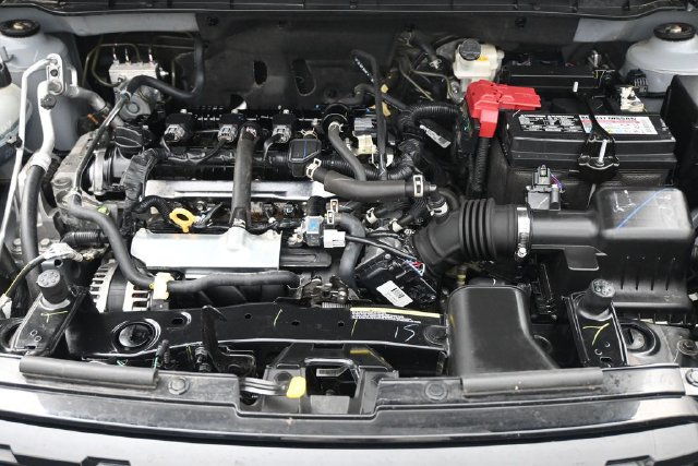 Used 2023 Nissan Kicks SV FWD image 44
