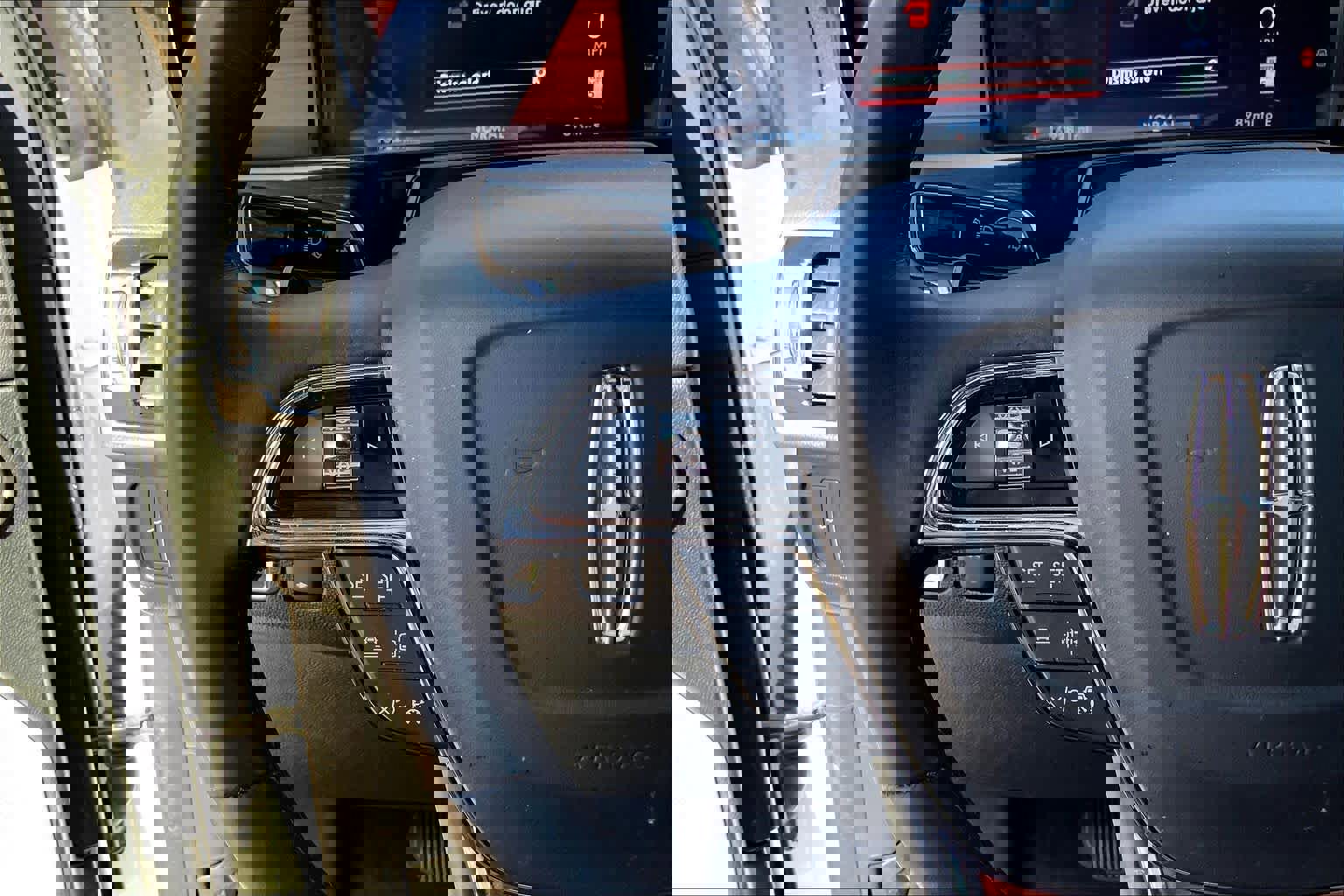 Used 2024 Lincoln Navigator Reserve image 24