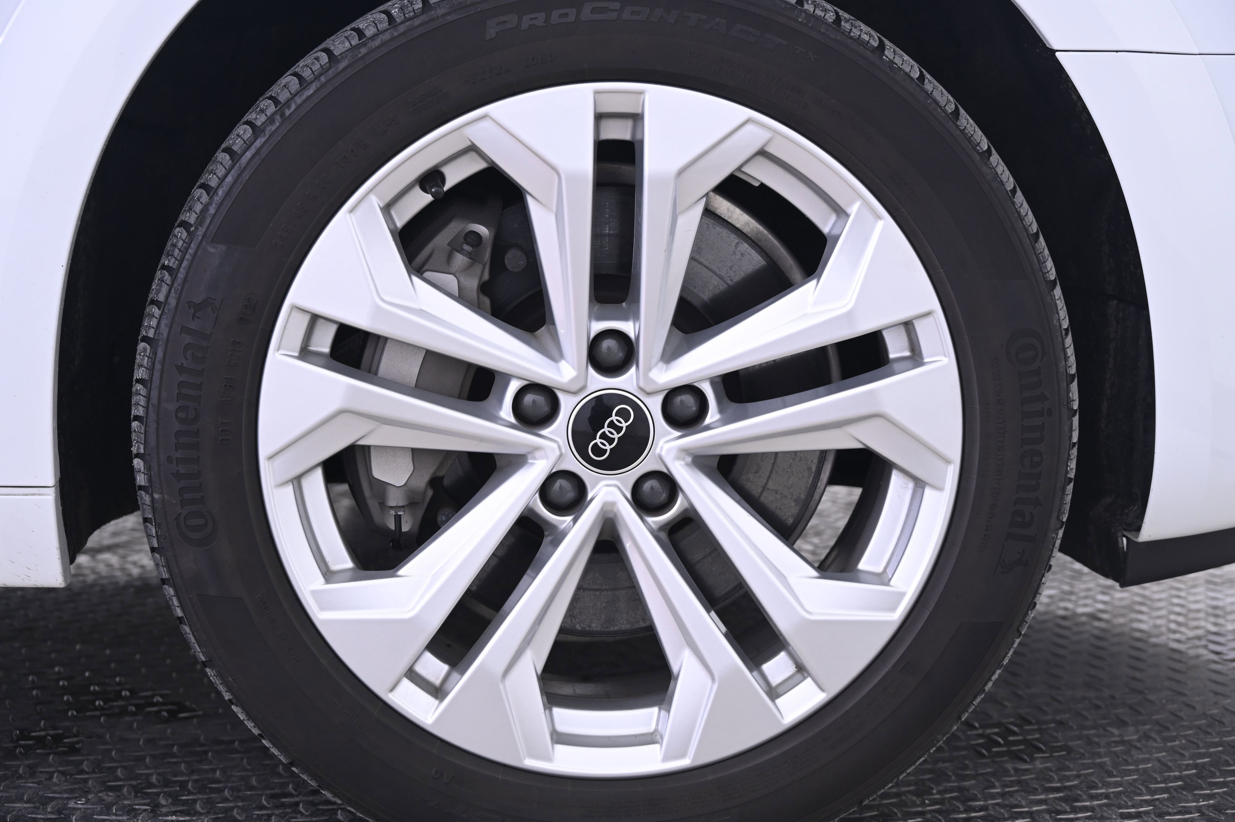 Used 2022 Audi A4 2.0T allroad Premium Plus w/ Premium Plus Package image 14