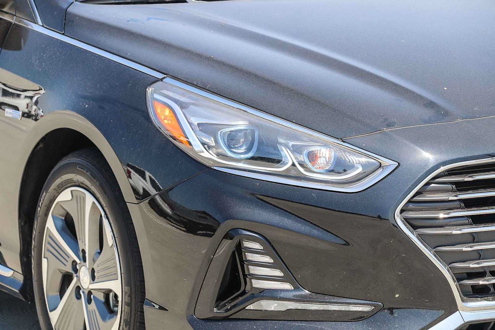 Used 2019 Hyundai Sonata Limited FWD image 4