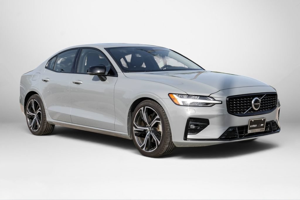 Used 2024 Volvo S60 B5 Core FWD image 4