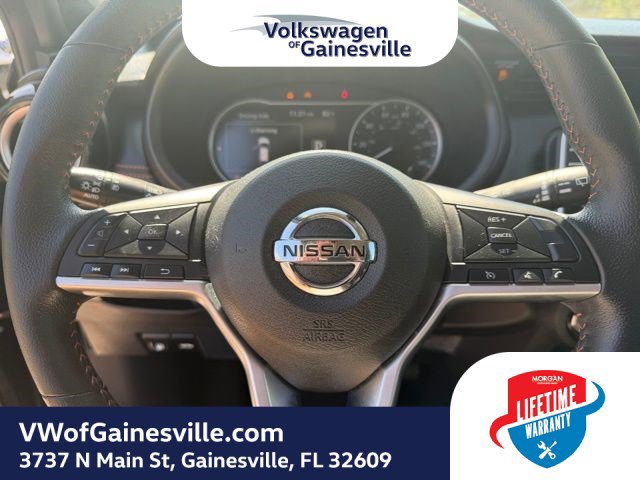 Used 2020 Nissan Kicks SR image 22