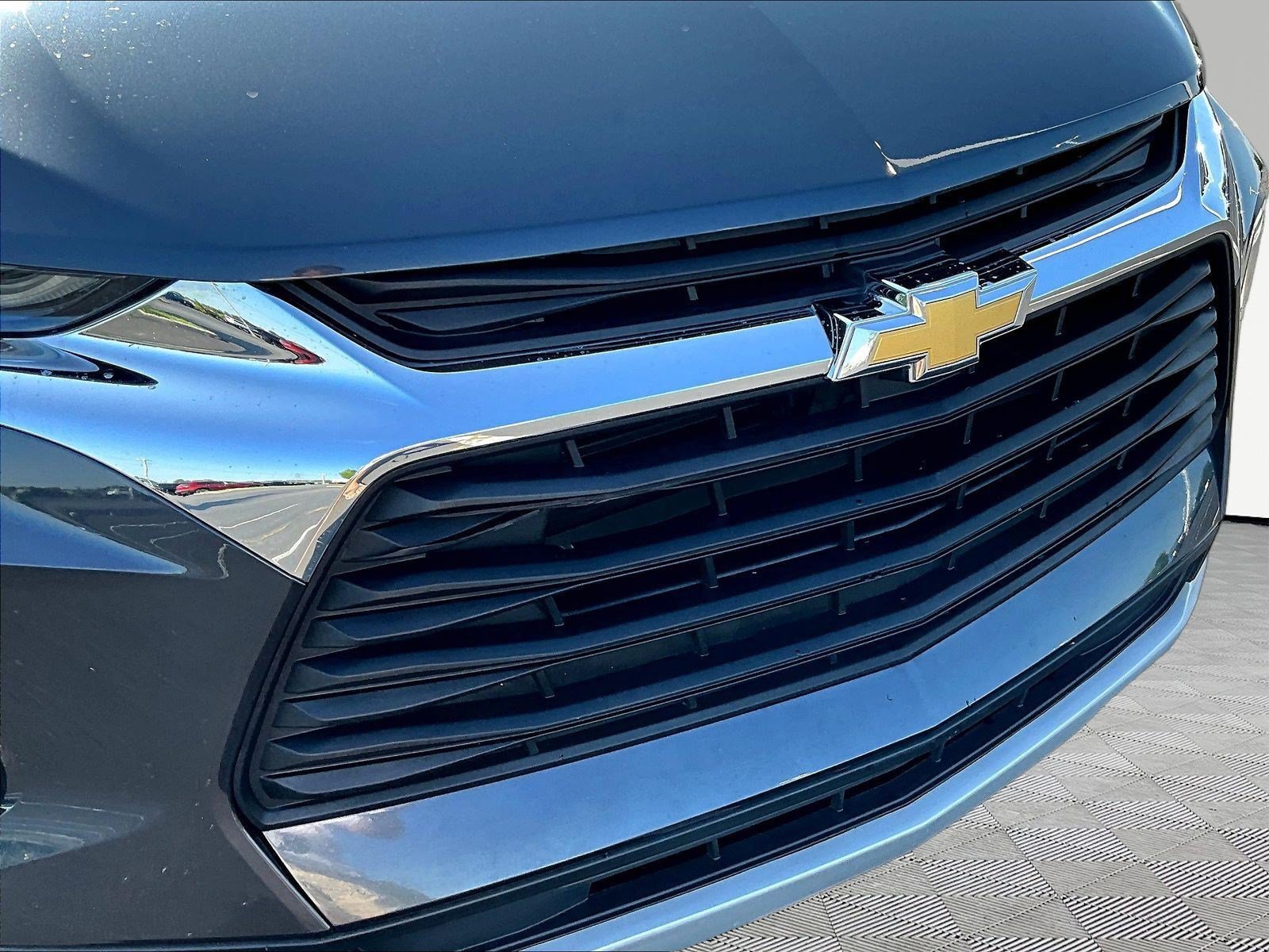 Used 2022 Chevrolet Blazer LT FWD image 32