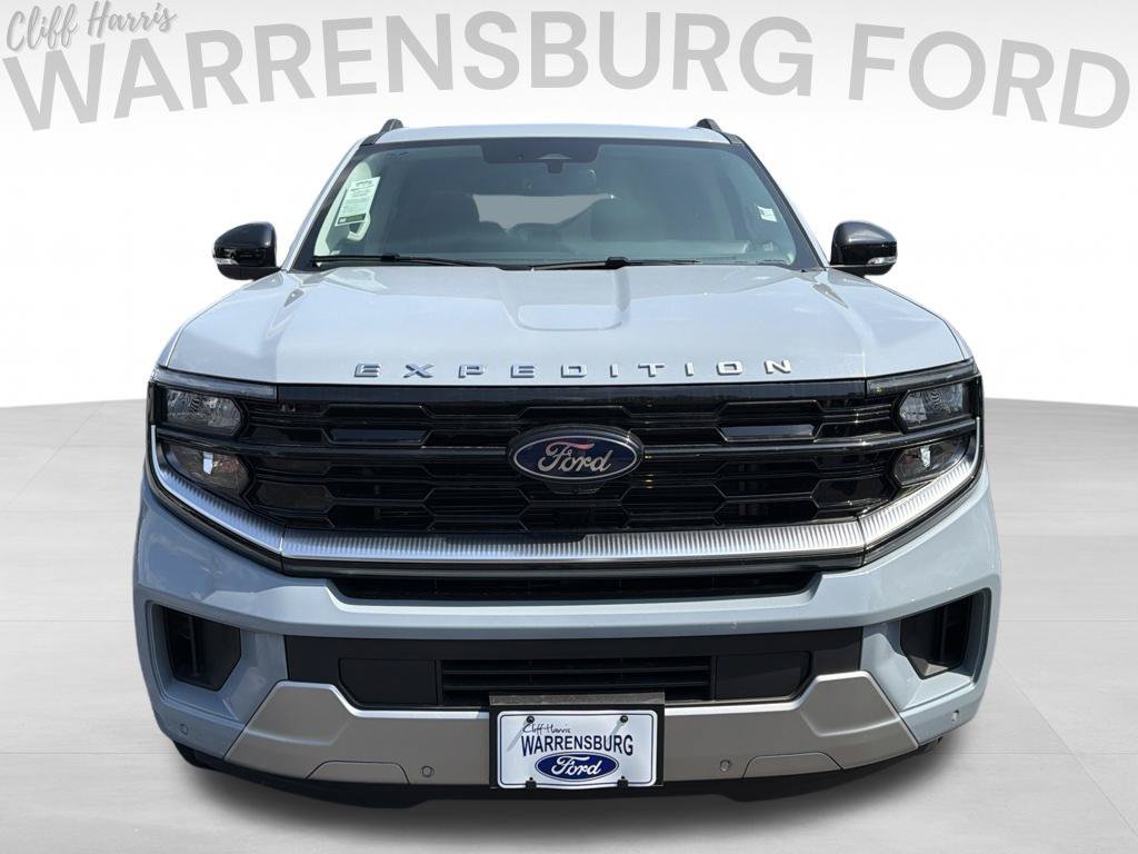 New 2026 Ford Expedition Max Platinum w/ Platinum Ultimate Package AWD/4WD image 2