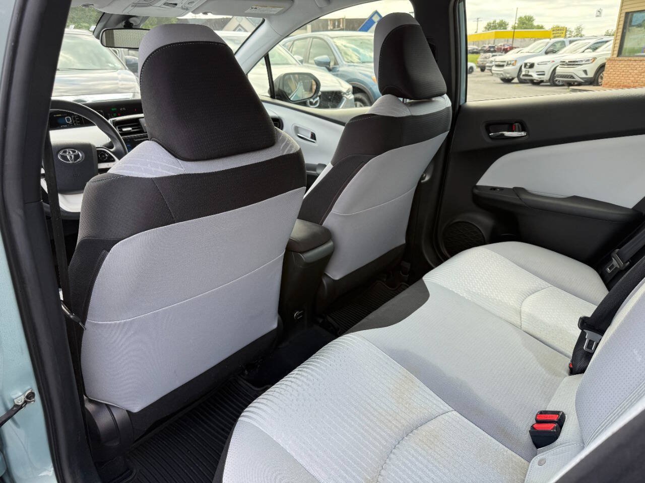 Used 2017 Toyota Prius One FWD image 23