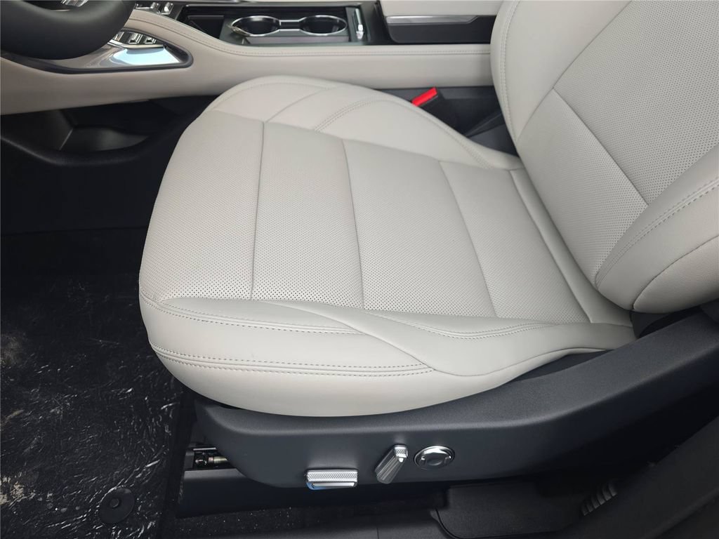 New 2026 Lincoln Nautilus Premier w/ Equipment Group 102A AWD/4WD image 15