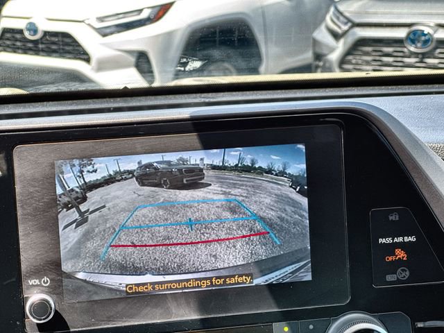 Used 2023 Toyota Highlander L image 26