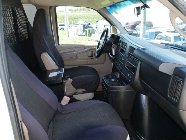 Used 2014 Chevrolet Express 2500 RWD image 20